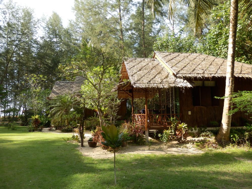 Hapla Beach Cottage Koh Kho Khao Island Екстериор снимка